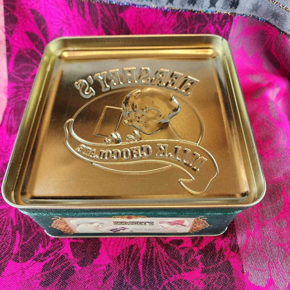 Vintage 1999 Hershey's Milk Chocolate Tin. EUC.